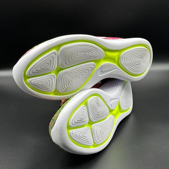 Nike LunarEpic Low Flyknit 'Unlimited' - Picture 8 of 10